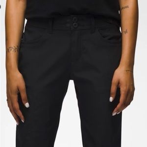 Women’s Prana lightweight performance pant. Size 12. Excellent condition